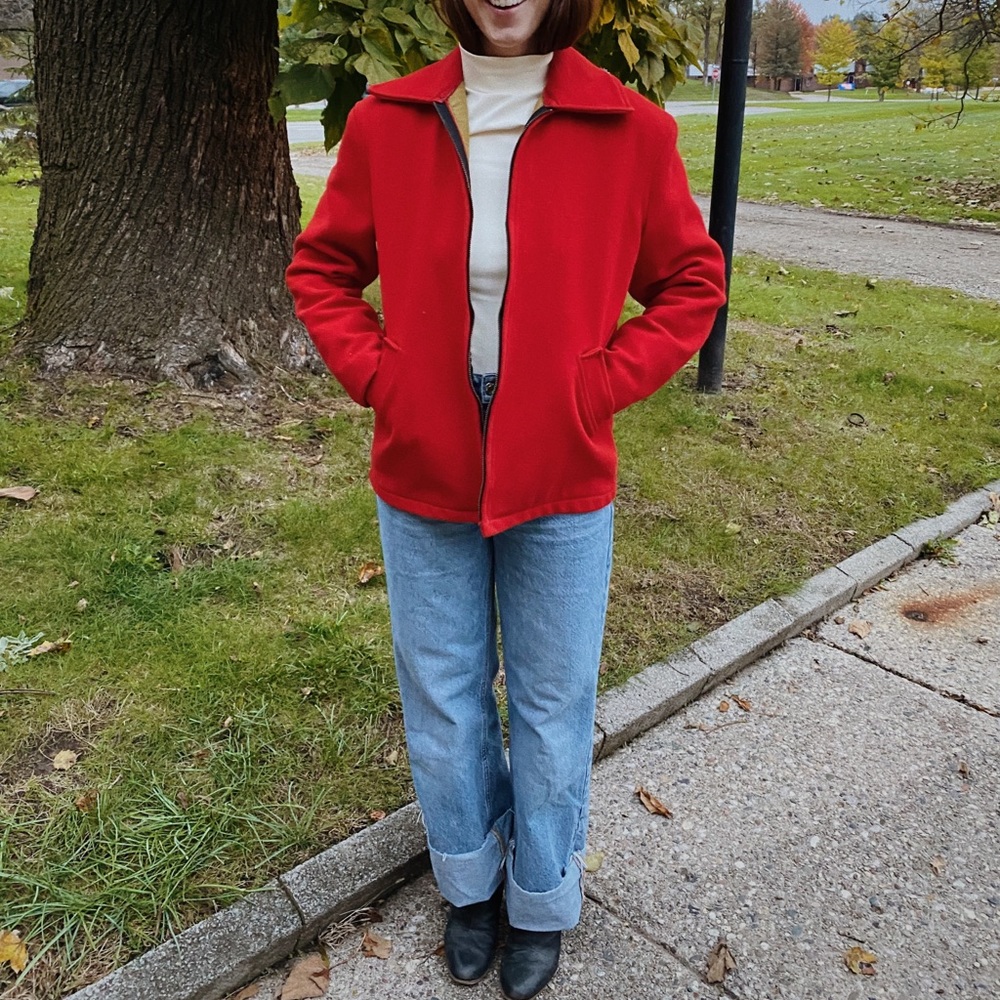 Amazing high quality vintage wool fish women’s red jacket. Bright and fun, warm!